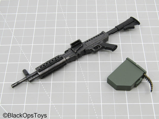 SAW M249 Rifle w/Ammo Box