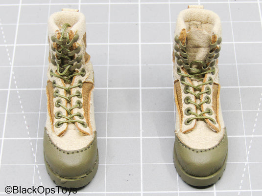 Tan Combat Boots (Foot Type) (Soldier Story)