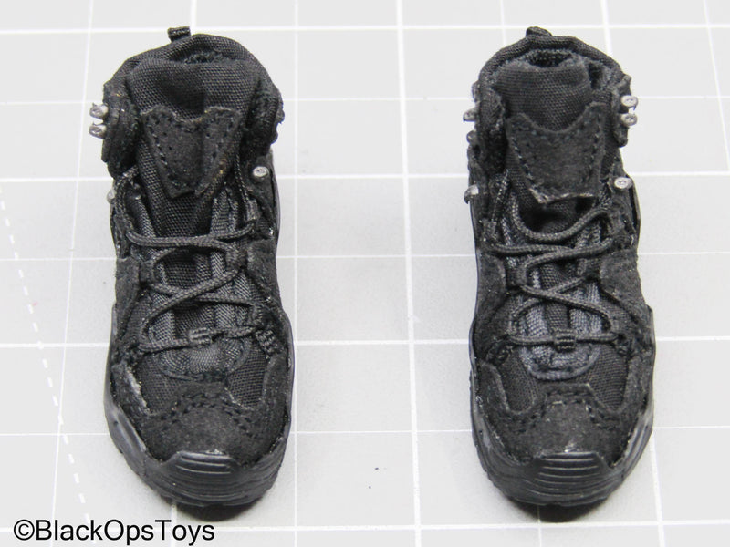 Load image into Gallery viewer, Black Tactical Shoe (Foot Type) (Soldier Story)
