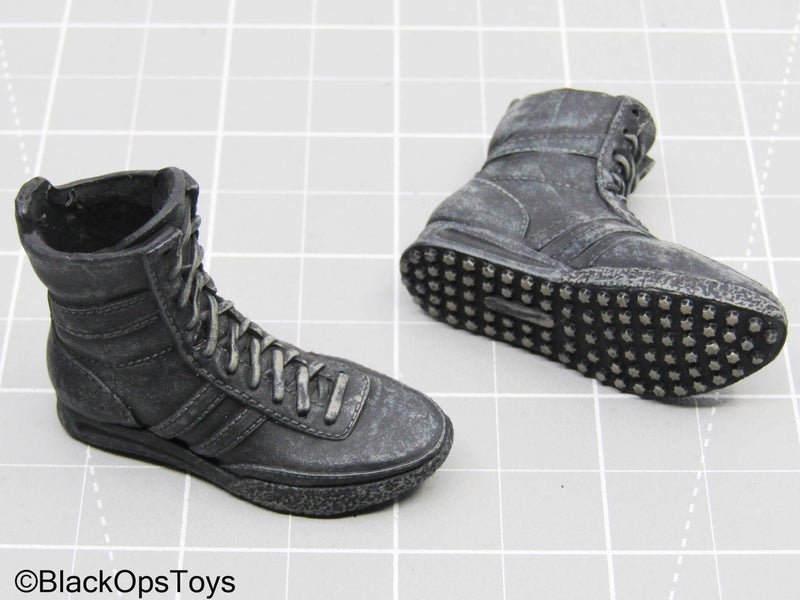 Load image into Gallery viewer, Resident Evil - Black Boots (Peg Type) (DAM Toys)
