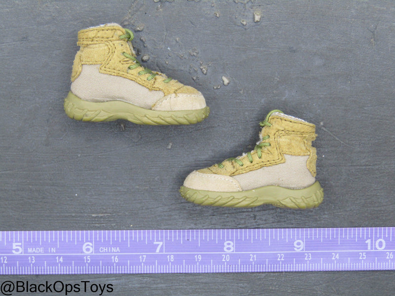 Load image into Gallery viewer, FDE Tan Combat Boots (Foot Type) w/Feet
