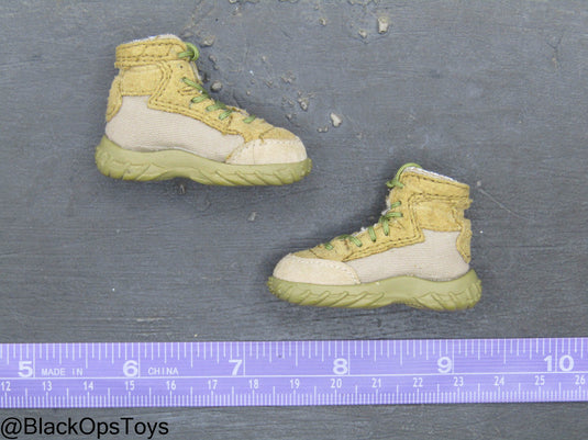 FDE Tan Combat Boots (Foot Type) w/Feet