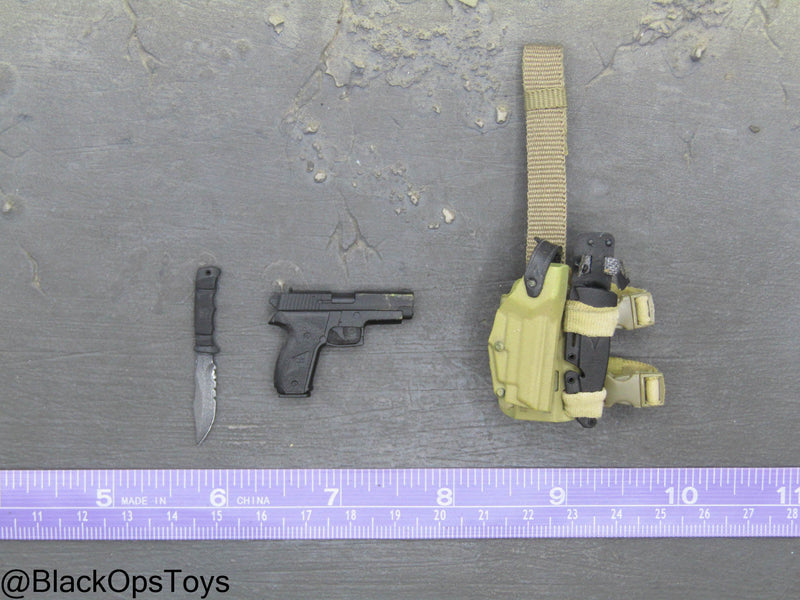 Load image into Gallery viewer, P226 Pistol w/Holster &amp; Combat Knife
