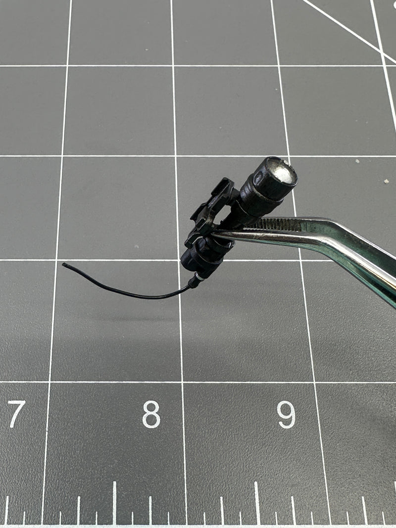 Load image into Gallery viewer, BAM 1/6 Scale Black Tac Light
