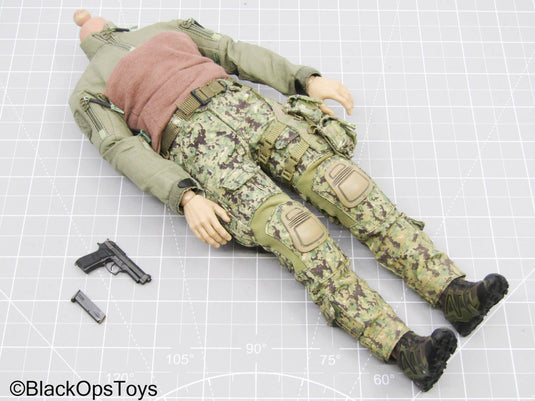 Male Full Dressed AOR2 Camo Body w/Black Pistol & Holster
