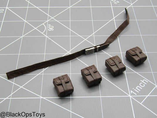 Star Wars - Leather Like Belt w/Pouches