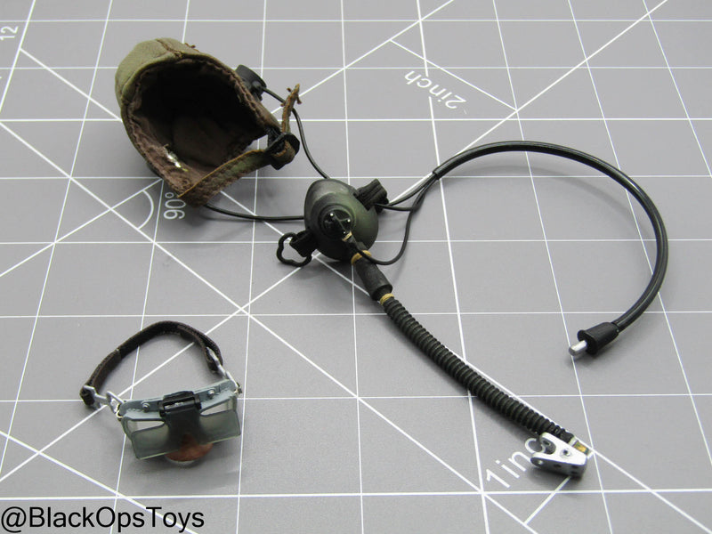 Load image into Gallery viewer, Star Wars - Pilot Cap w/Oxygen Mask &amp; Goggles
