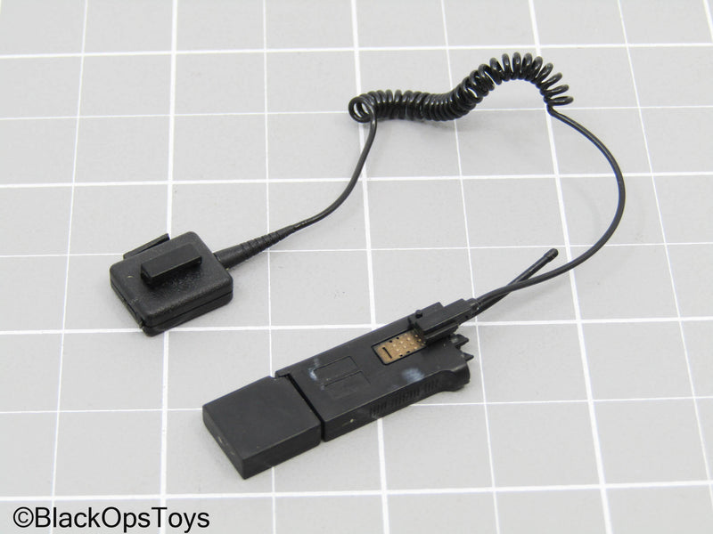 Load image into Gallery viewer, Black Radio w/Handset
