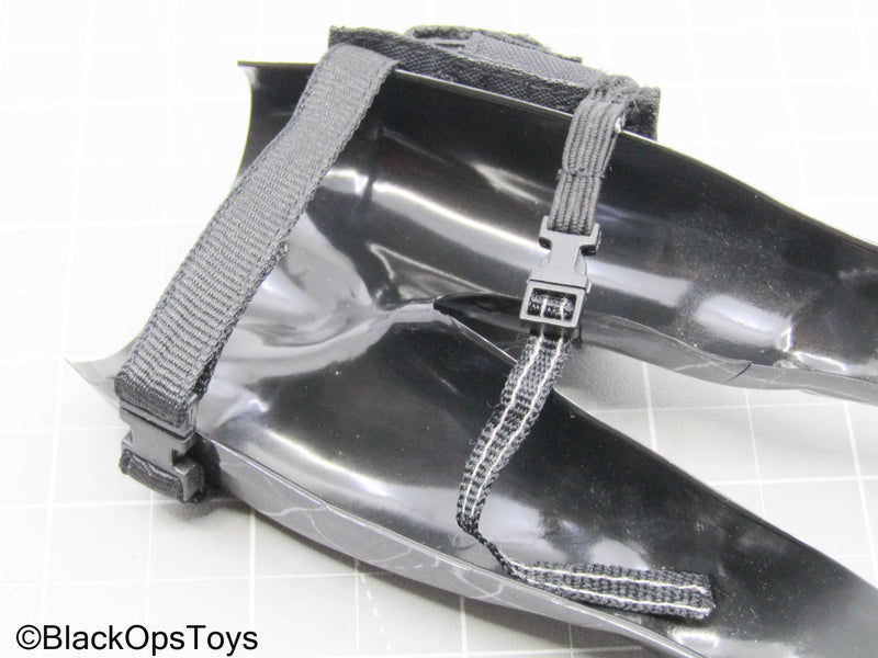 Load image into Gallery viewer, Black Drop Leg Mag Pouch w/Mag Set
