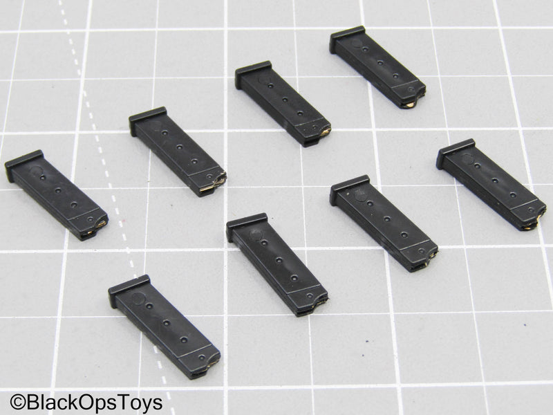 Load image into Gallery viewer, Black Pistol Mag Lot (x8) (Hot Toys)
