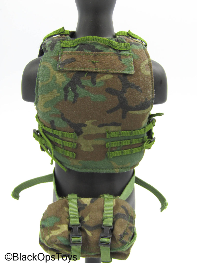 Load image into Gallery viewer, 1st Marine Expeditionary Force - Woodland Camo MOLLE Vest w/Pouch
