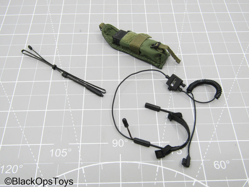 Load image into Gallery viewer, Radio Set w/Pouch, &amp; Antenna
