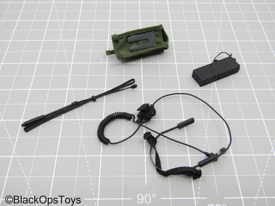 Radio Set w/Pouch, & Antenna