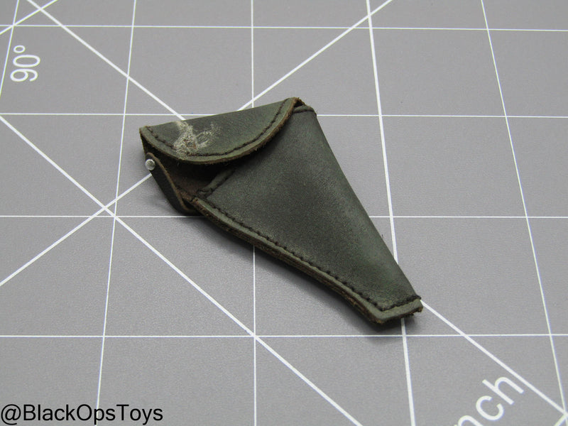 Load image into Gallery viewer, Indiana Jones - Leather Like Holster (Sideshow Collectibles)
