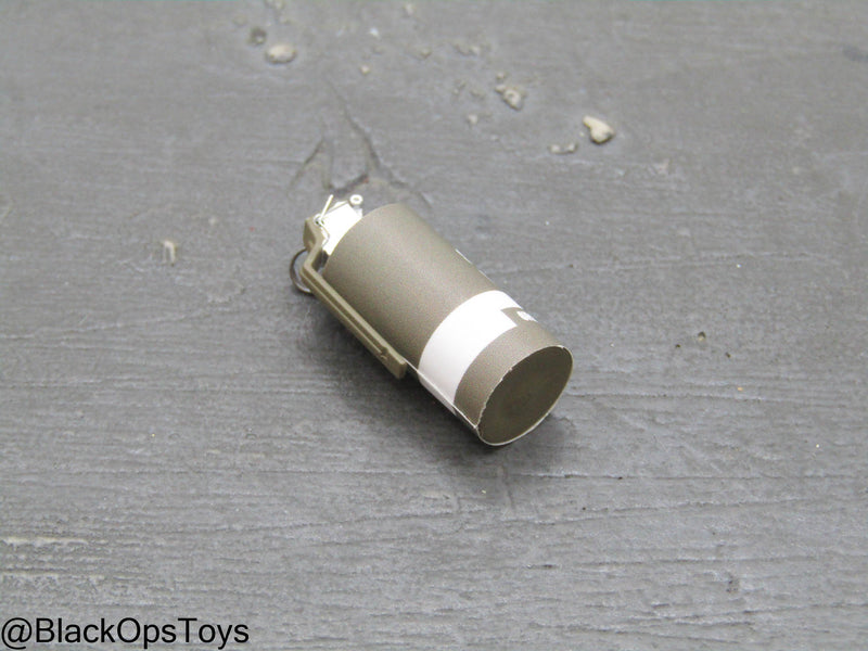 Load image into Gallery viewer, SMU - Coalition Forces - White Smoke Grenade
