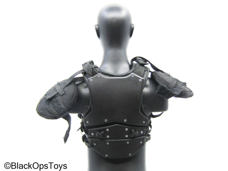 Load image into Gallery viewer, Black Tactical Body Armor (DAM Toys)
