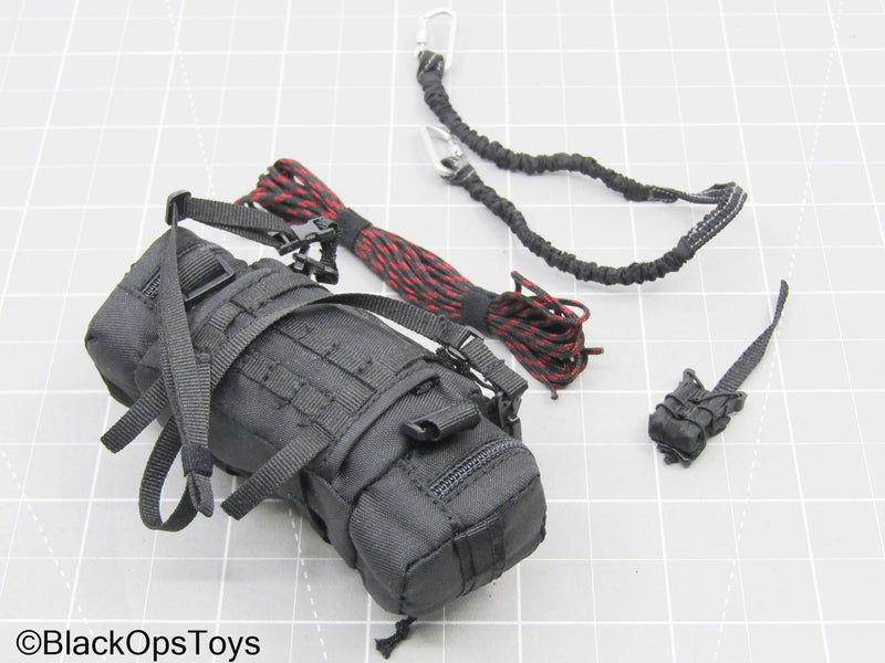 Load image into Gallery viewer, Duffle Bag w/Retention Lanyard, Rope, &amp; MOLLE Pouch (DAM Toys)
