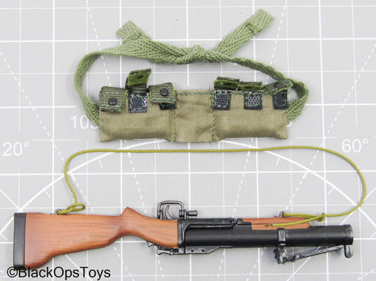Vietnam Grenade Launcher w/Bandolier & 40mm Rounds (ACE)