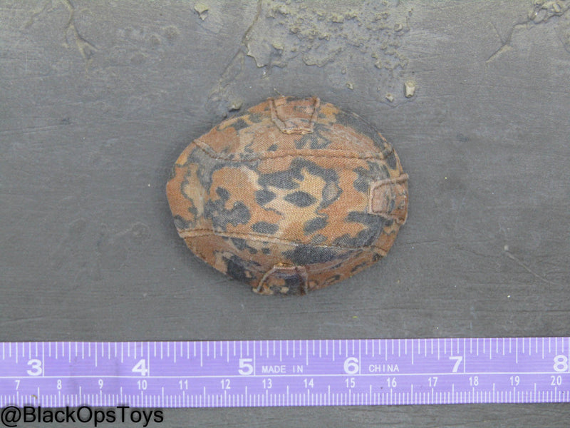 Load image into Gallery viewer, WWII German - Blurred Edge Patter M35 Infantry Helmet
