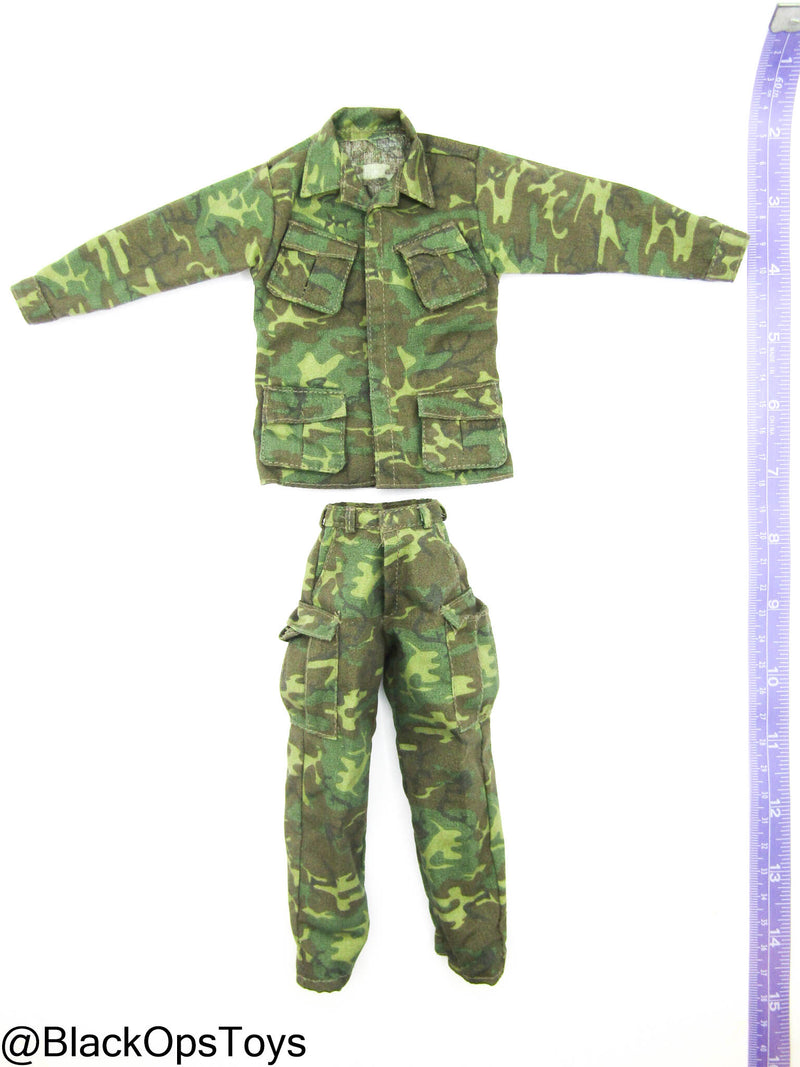 Load image into Gallery viewer, Vietnam Era Woodland Camo Combat Uniform Set
