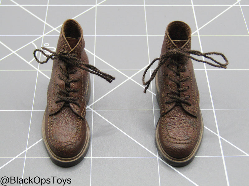 Load image into Gallery viewer, Indiana Jones - Brown Leather Boots (Peg Type) (Hot Toys)
