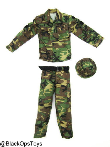 Vietnam Era Woodland Camo Uniform Set w/Boonie Hat