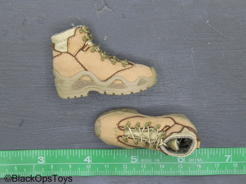 Load image into Gallery viewer, 75th Ranger Regiment S - Tan Combat Boots (Peg Type)
