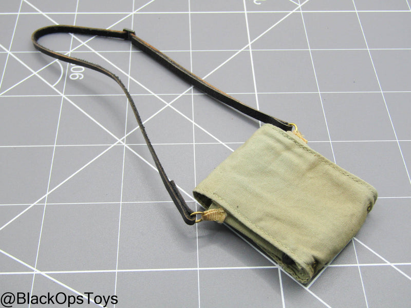 Load image into Gallery viewer, Indiana Jones - Tan Satchel w/Leather Strap
