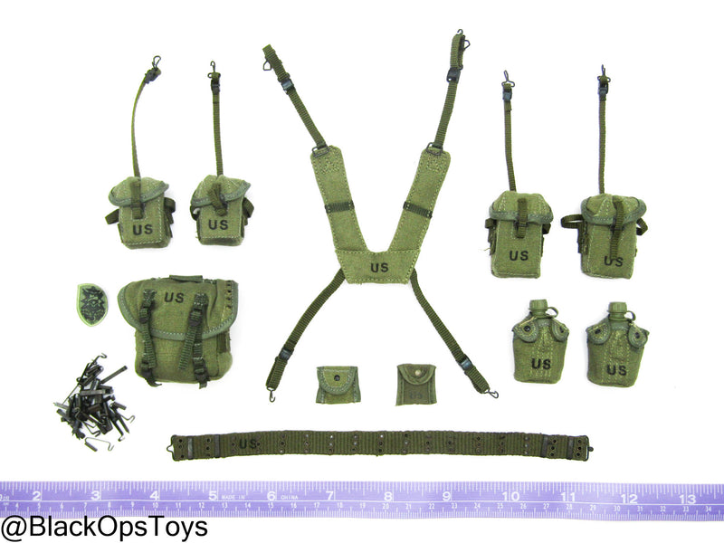 Load image into Gallery viewer, Vietnam Era Metal Gear Solid OD Green Rivet Belt, Harness &amp; Pouch Set
