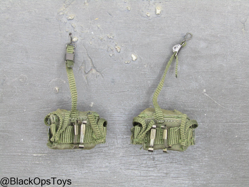 Load image into Gallery viewer, Vietnam Era OD Green Multipurpose Pouch w/Alice Clip Set (x2)
