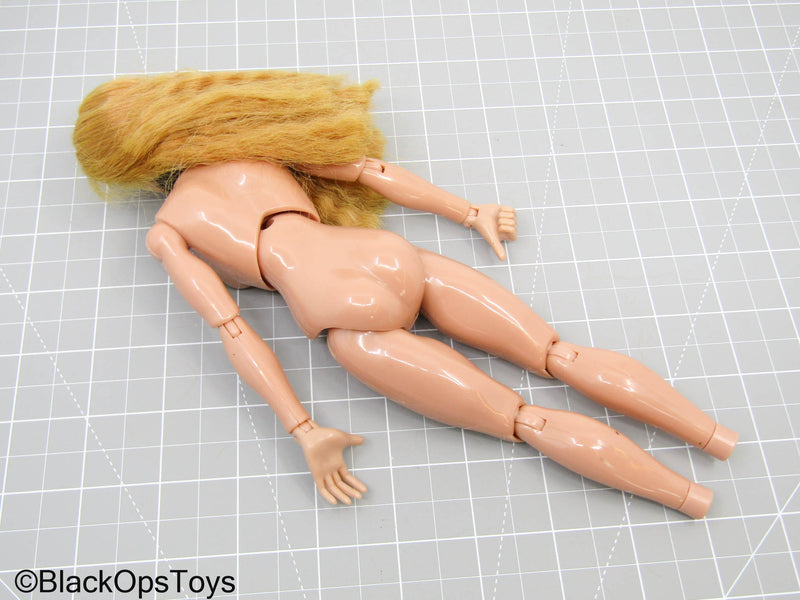 Load image into Gallery viewer, Blonde Female Base Body w/Hands (BBI)
