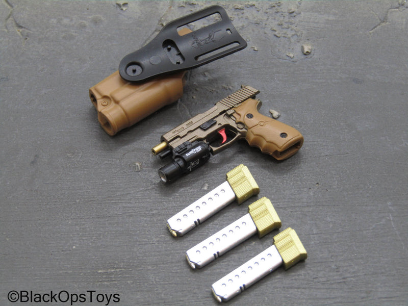 Load image into Gallery viewer, Doom&#39;s Day Weapon Set VI Ver. A - Tan Pistol w/Holster Set
