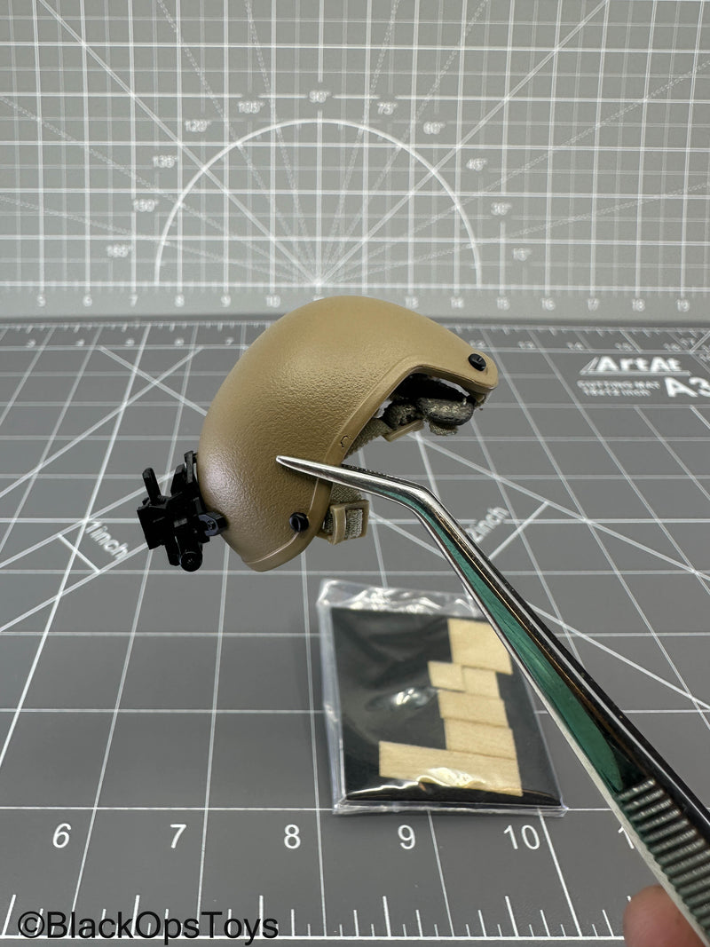 Load image into Gallery viewer, NSWDG Assault Rifle Chronology - Coyote Tan Helmet
