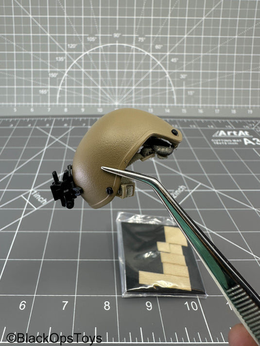 NSWDG Assault Rifle Chronology - Coyote Tan Helmet