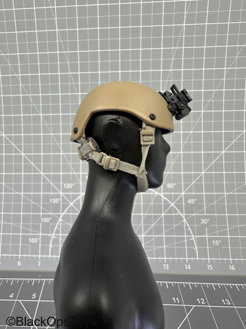 Load image into Gallery viewer, NSWDG Assault Rifle Chronology - Coyote Tan Helmet
