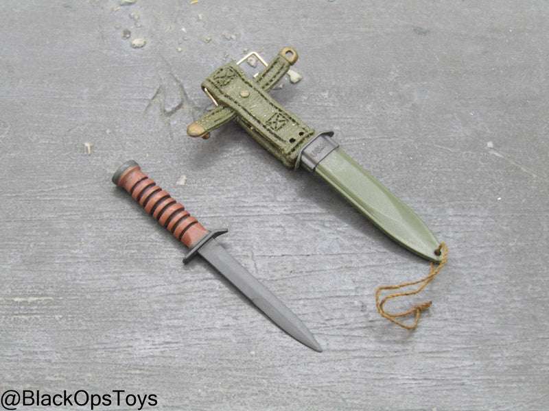Load image into Gallery viewer, Vietnam Era Knife w/Sheath
