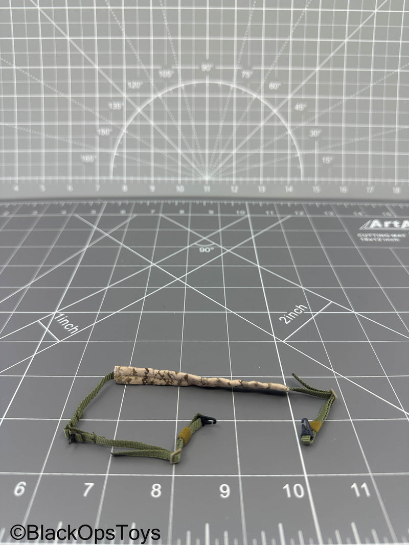 Load image into Gallery viewer, NSWDG Assault Rifle Chronology - AOR1 &amp; Coyote Tan Two-Point Rifle Sling
