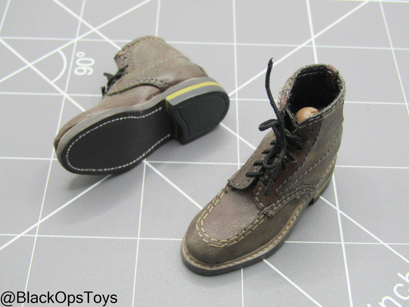 Load image into Gallery viewer, Indiana Jones - Brown Leather Like Boots (Peg Type) (READ DESC)
