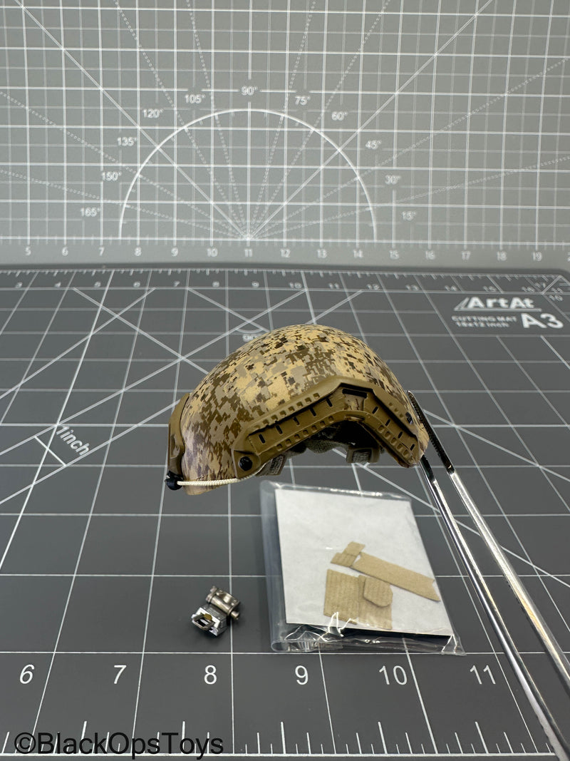 Load image into Gallery viewer, NSWDG Assault Rifle Chronology - AOR1 Helmet w/NVG Mount
