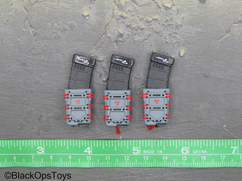 Load image into Gallery viewer, Doom&#39;s Day Weapon Set VI Ver. C - 5.56mm Magazine w/Holster (x3)
