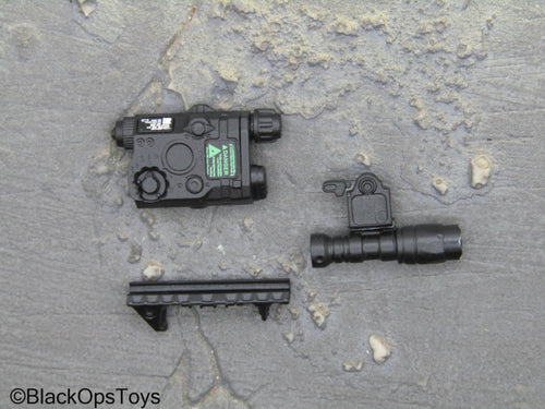 Doom's Day Weapon Set VI Ver. C - Black Attachment Set