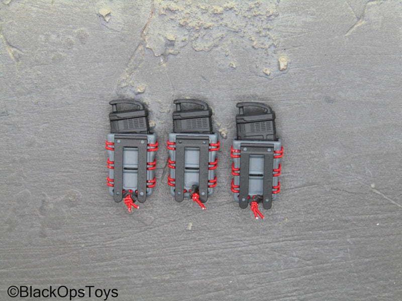 Load image into Gallery viewer, Doom's Day Weapon Set VI Ver. D - 5.56mm Magazine w/Magpul &amp; Holster (x3)
