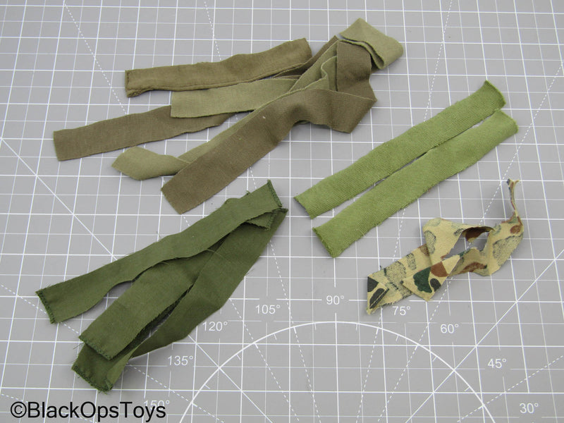 Load image into Gallery viewer, Assortment of Green Fabric Scraps
