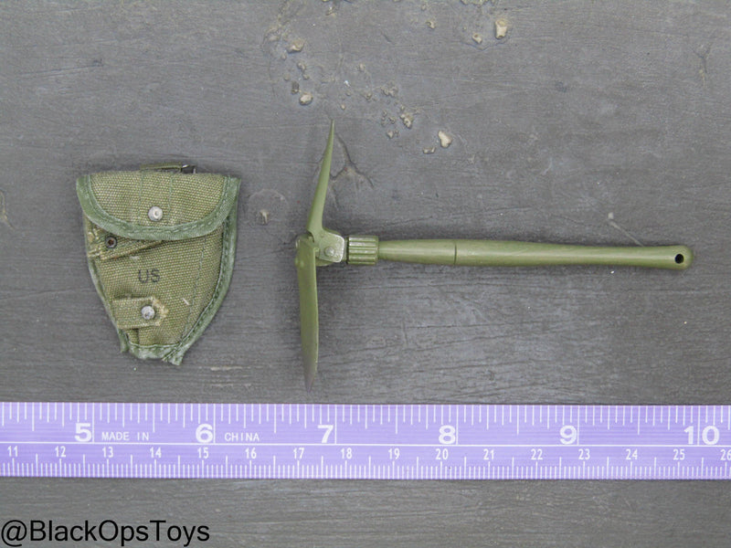 Load image into Gallery viewer, Vietnam Era Folding Entrenching Tool w/Pouch
