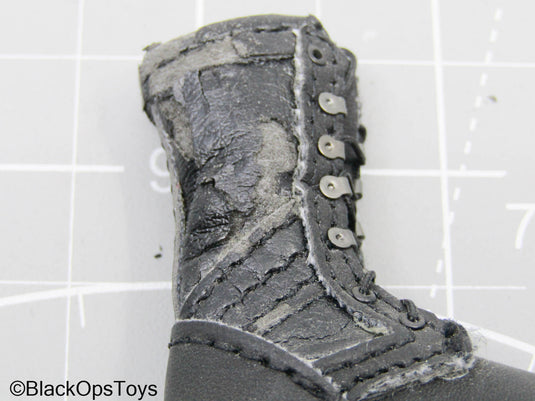Black Combat Boots (Foot Type) (READ DESC)