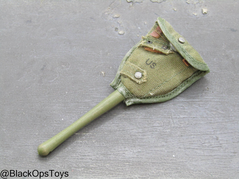 Load image into Gallery viewer, Vietnam Era Folding Entrenching Tool w/Pouch
