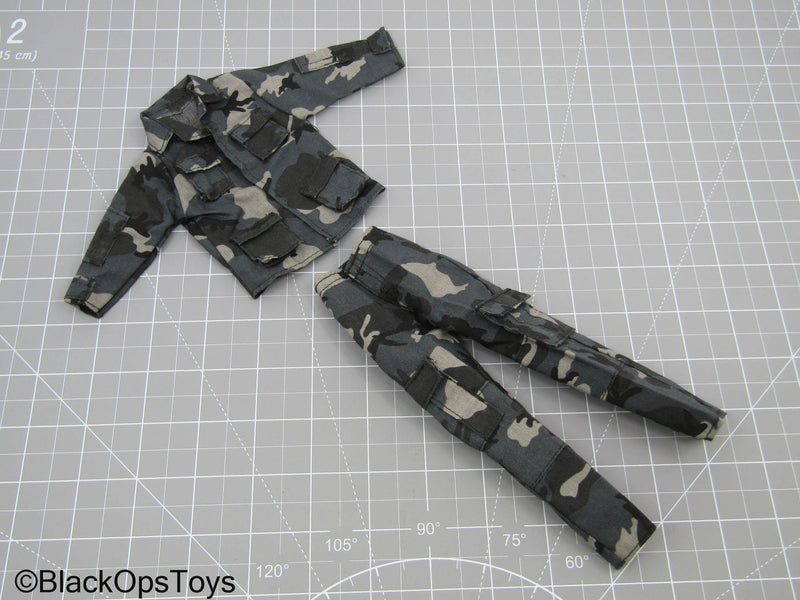Load image into Gallery viewer, Urban Camo Jacket, &amp; Cargo Pants
