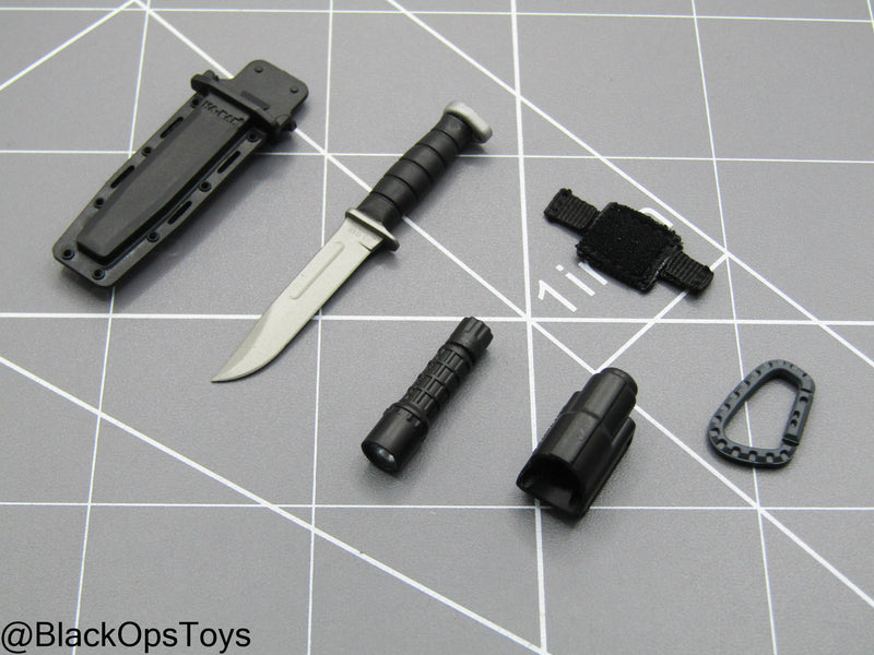 Load image into Gallery viewer, Damnation - The American Agent - Knife w/Sheath &amp; Flashlight
