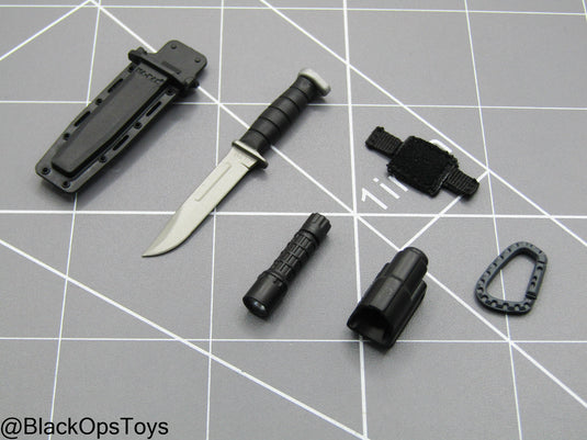 Damnation - The American Agent - Knife w/Sheath & Flashlight