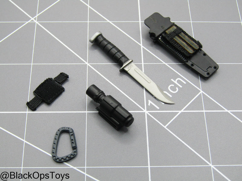 Load image into Gallery viewer, Damnation - The American Agent - Knife w/Sheath &amp; Flashlight

